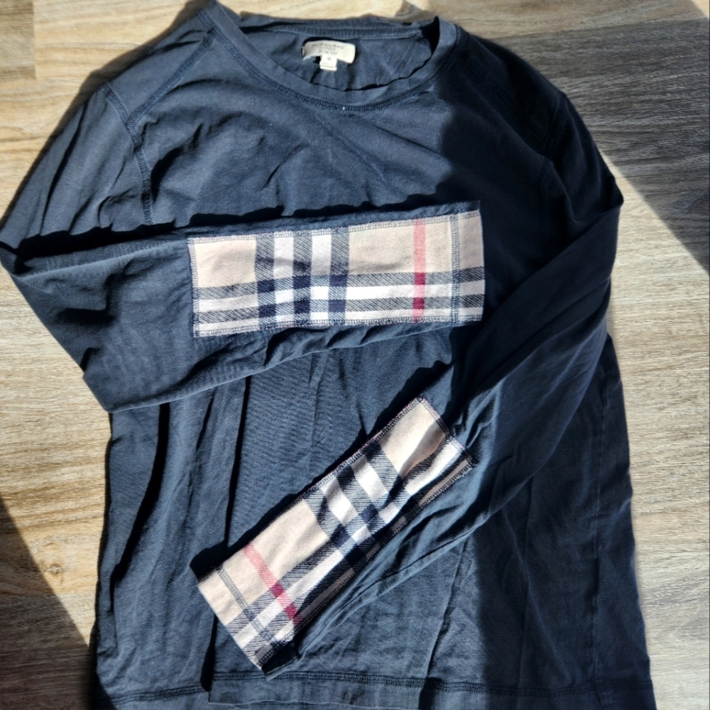 Burberry top